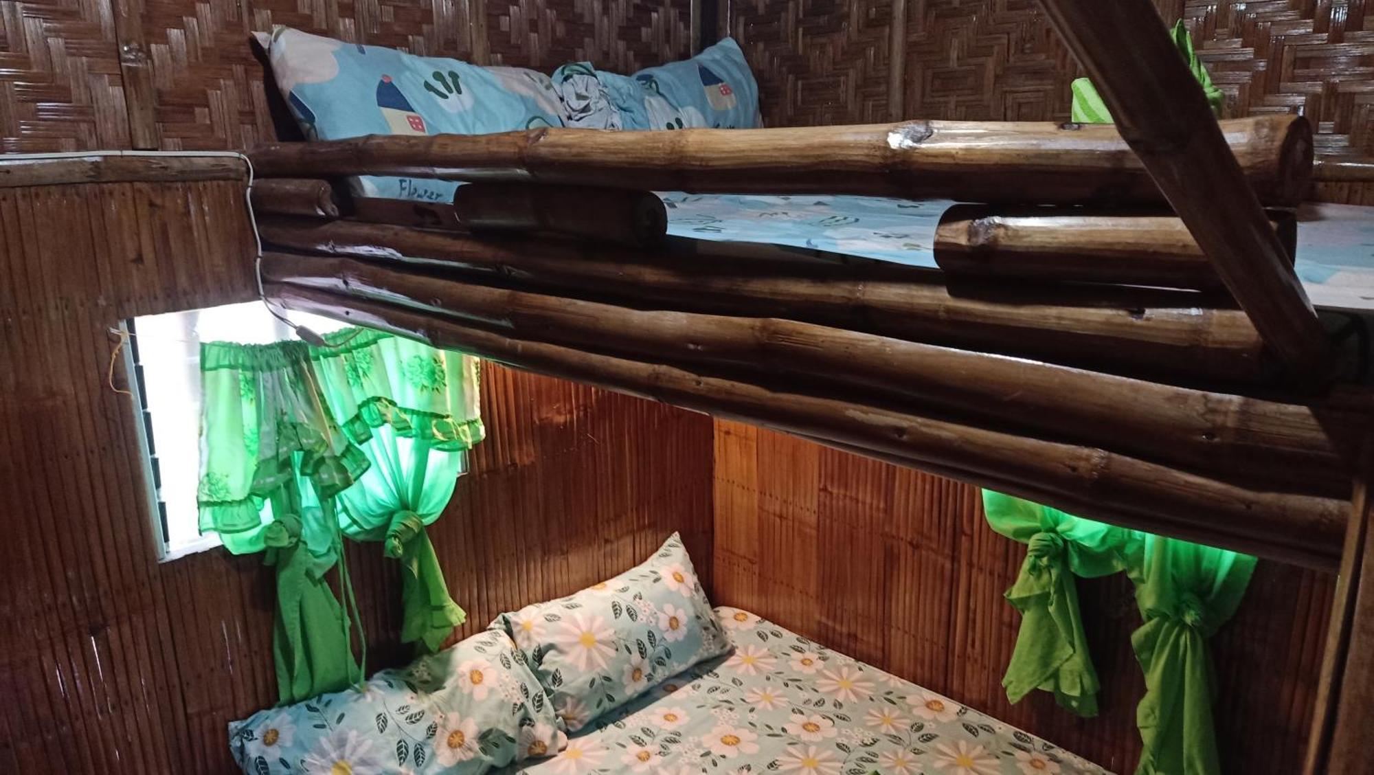 Moalboal Bamboo House / Rooms Quarto foto