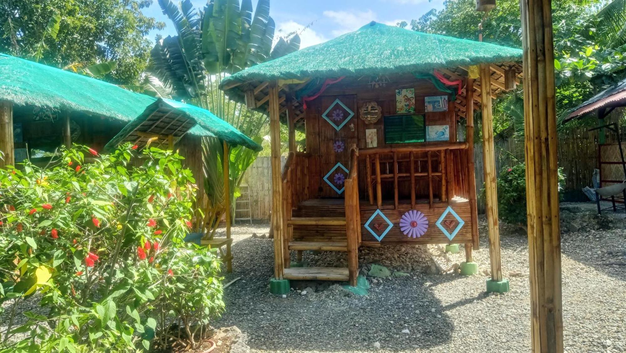 Moalboal Bamboo House / Rooms Quarto foto