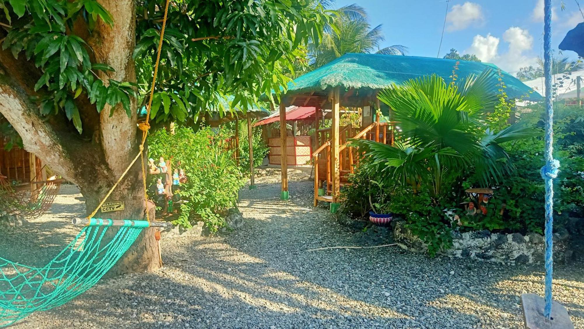 Moalboal Bamboo House / Rooms Quarto foto