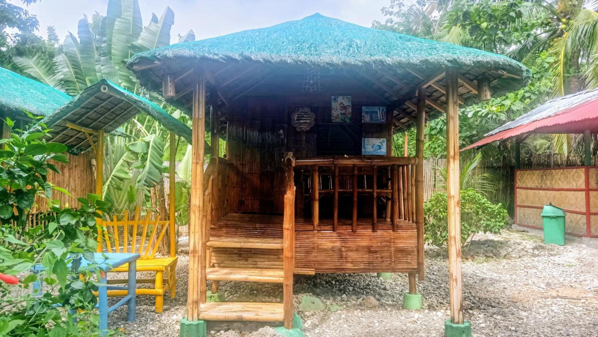 Moalboal Bamboo House / Rooms Quarto foto